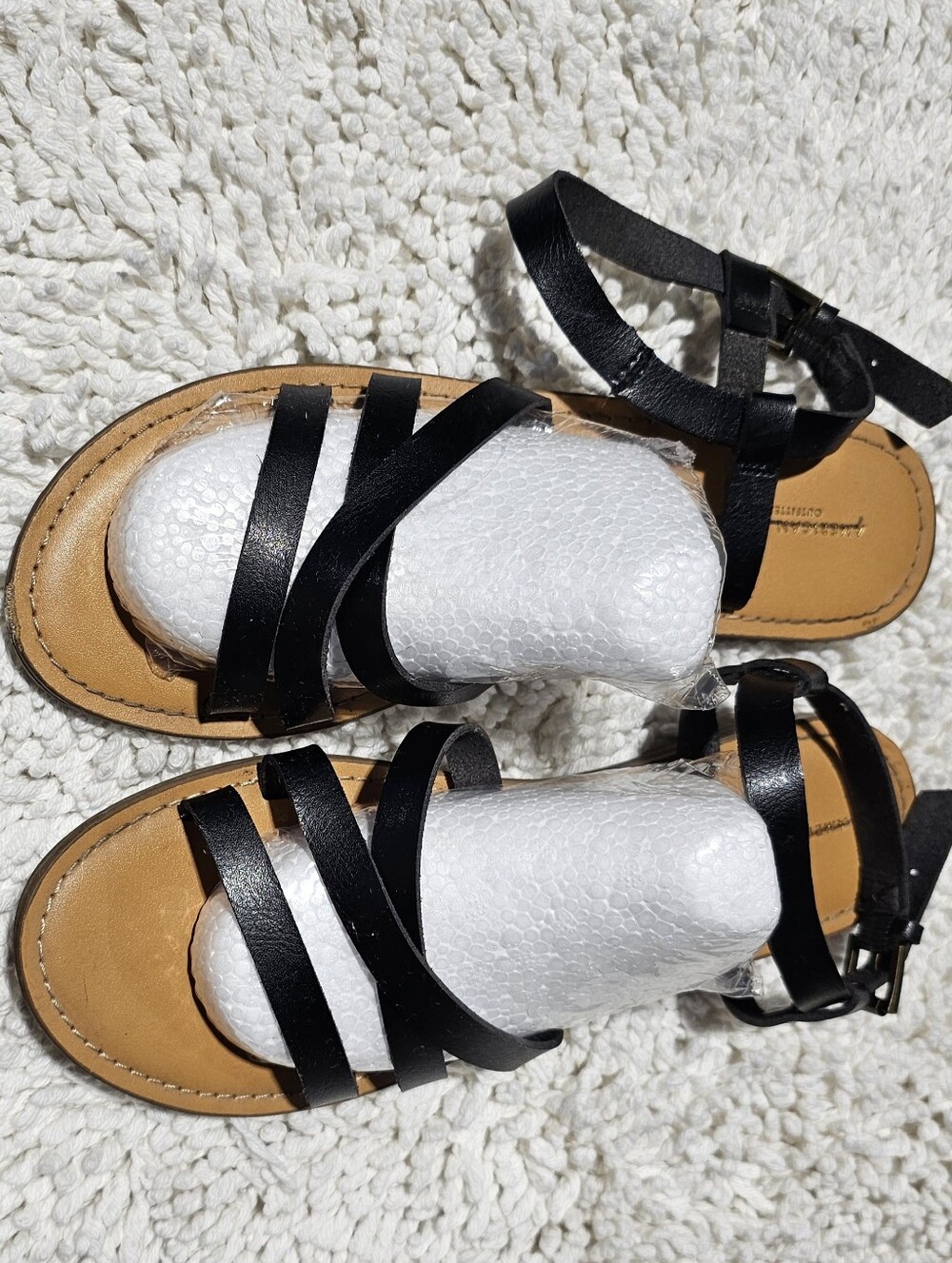 AE American Eagle  Black Strappy Flat Sandals Size 8